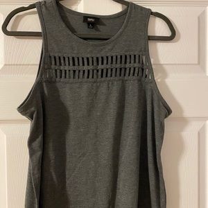 Super cute dark gray tank top blouse!